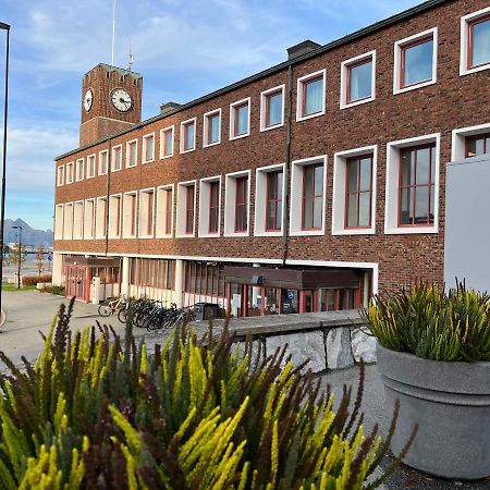 Bodo Hostel & Motel Екстер'єр фото