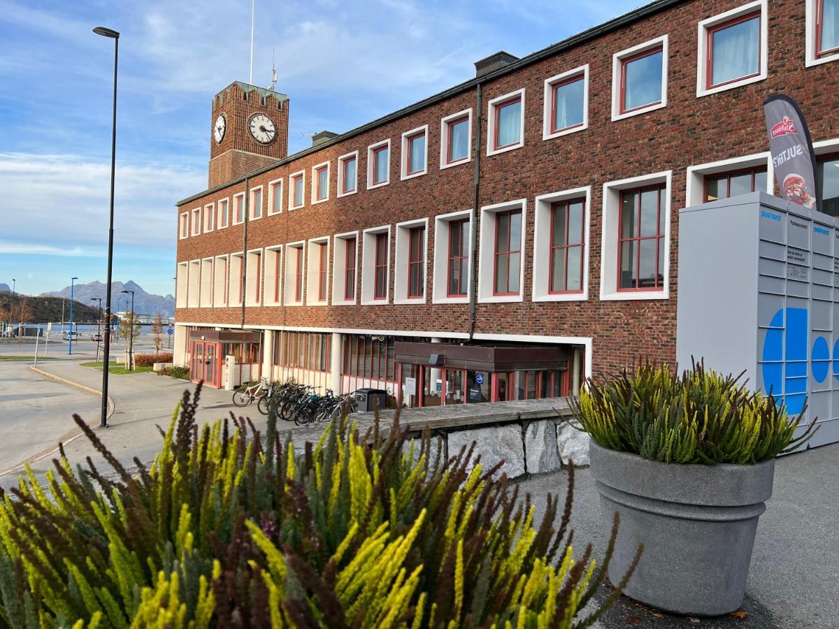 Bodo Hostel & Motel Екстер'єр фото